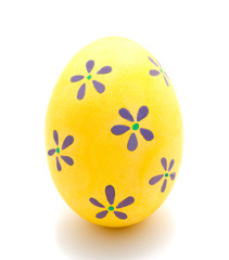 Perfect colorful handmade easter egg isolated - 250105203