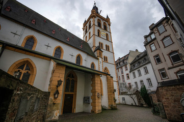 External view of Saint Gangolf's church from its courtyard