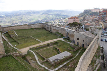 Fototapeta na wymiar Castello di Lombardia
