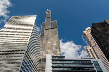 Looking up at what use to be the tallest building in the works downtown Chicago