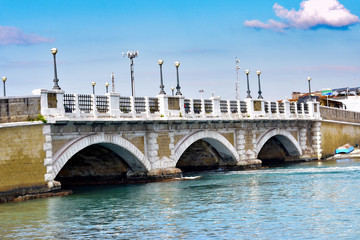 Fototapeta premium brick bridge Taranto