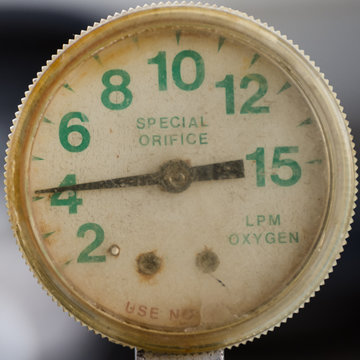 Dirty Special Orifice LPM Oxygen Gauge