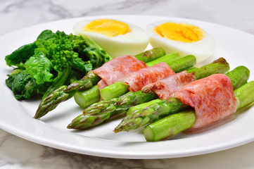 アスパラのベーコン巻き