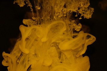 インクドロッピングイエロー ink dropping yellow 3