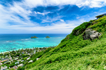 ハワイ　オアフ島　ラニカイピルボックストレイルからの風景