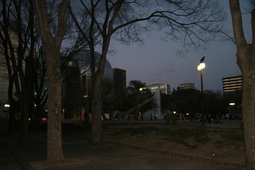 Shirakawa Park in Nagoya, where a month and a planetarium are seen