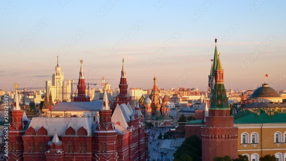 Wall mural St. Basil's Cathedral beautiful landmark in Moscow City, Red Square, Moscow, Russia, 4k footage zoom in.