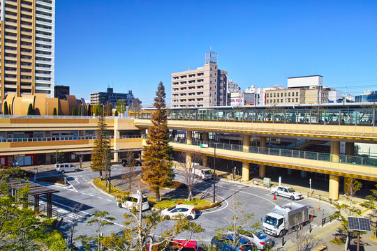 千葉県市川駅南口の風景