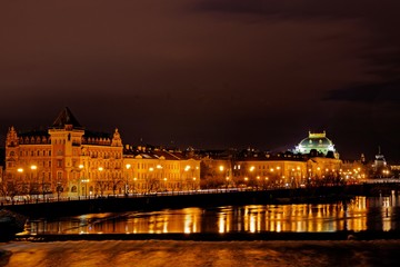 Fototapeta na wymiar Abend in Prag mit Blick von der Karlsbrücke