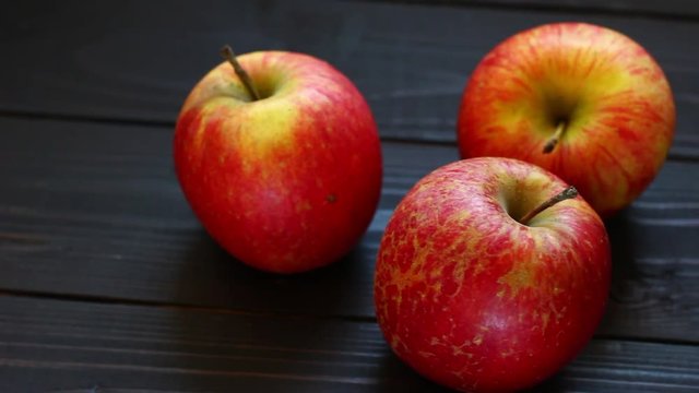 Fuji variety apples