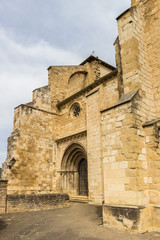 Fototapeta na wymiar Entrance to the San Miguel church in Estella, Spain
