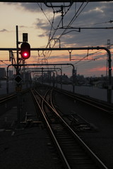 朝焼け、線路