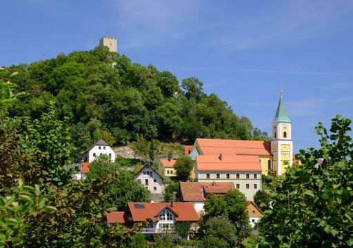 Church of St. Sebastian and castle Falkenstein, Falkenstein, Bavarian Forest, Upper Palatinate, Bavaria, Germany, Europe