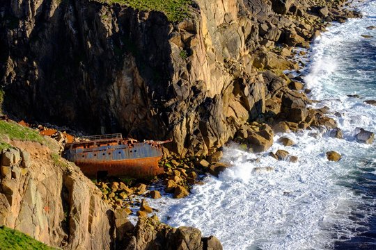 Wreck of the RMS Mulheim at the cliffs, Land's End, Cornwall, England, Great Britain