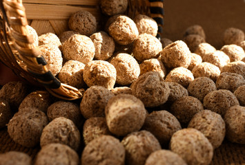 bran,ship stuff,food,healthy,diet,brown,isolated.