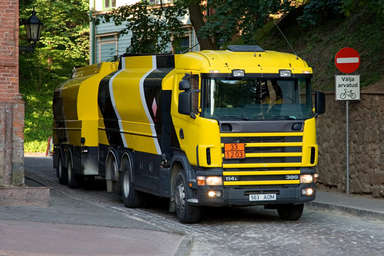 Yellow And Black Fuel Truck