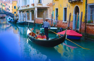 Zelfklevend Fotobehang Gondola in Venice, Italy © denys_kuvaiev