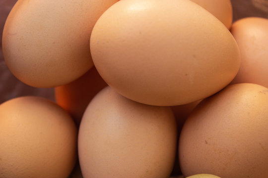 muchos huevos 