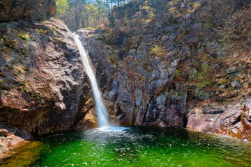 Biryong Falls watrefall