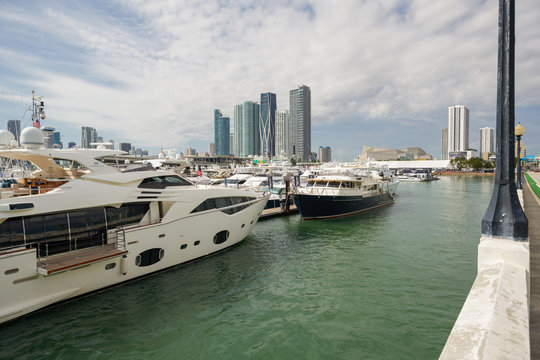 Photo of luxury yachts by the Venetian Causeway Miami boat show