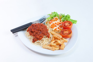 Spaghetti with sauce and salad and Fenfried