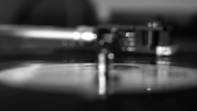Dj Setup, mixer, turntable, black&white 1