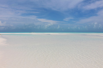 Fototapeta na wymiar Beach, Sandy Cay, Exumas, Bahamas