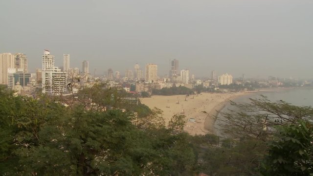 WS Baech and city skyline / Mumbai, India