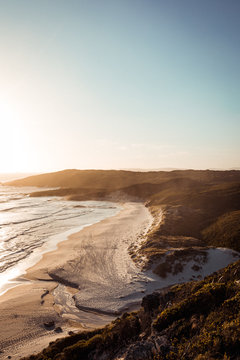 Australian cliffs at sunset © Adam Borrello