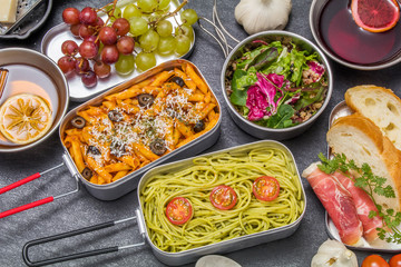 パスタ料理　Pasta cooking outdoors