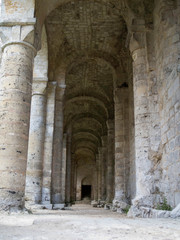 Les ruines de l'église de Jumièges en Normandie