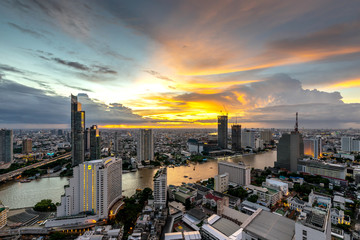 Night of the Metropolitan Beautiful sunset curve Chao Phraya River long exposure light Bangkok City downtown cityscape urban skyline Thailand in 2018 - Cityscape Bangkok city Thailand