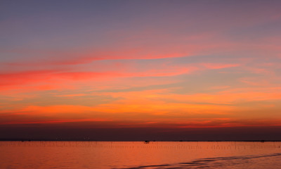 Fototapeta na wymiar Twilight in the evening by the sea.