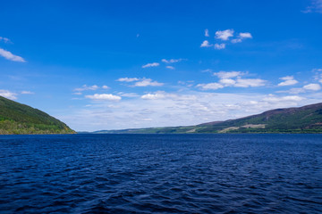 Loch Ness in den schottischen Highlands