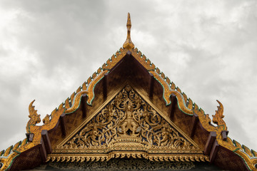 Fototapeta premium Decorative golden fresco under Grand Palace roof