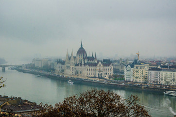 Budapest - Palazzo del Parlamento