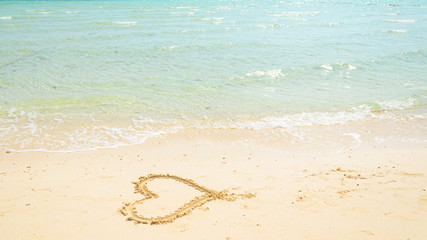 cuore sabbia oceano tailandia