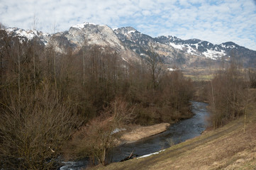 Fototapeta na wymiar Vorfrühling im Oberen Rheintal