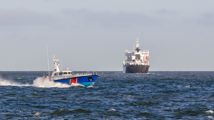 FAST MOTOR BOAT - Border Guard boat patrol and ship on waterway © Wojciech Wrzesień