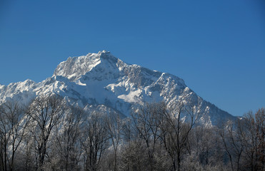 Fototapeta na wymiar Mühlbach am Hochkönig snow mountain range in austria