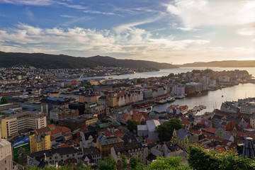 Obraz premium Norwegen Bergen