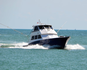 Fototapeta premium Sport fishing boat on Biscayne Bay off Miami Beach,Florida