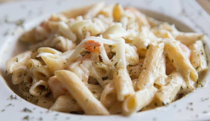 Penne alfredo