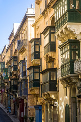 Fototapeta premium Old beautiful houses in Valetta, Malta
