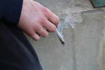 fumer un pétard