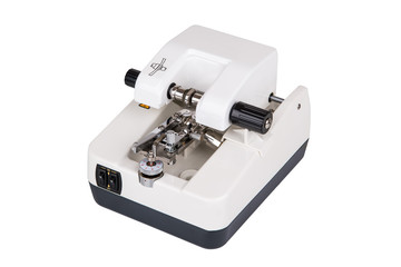 Optical lens groover