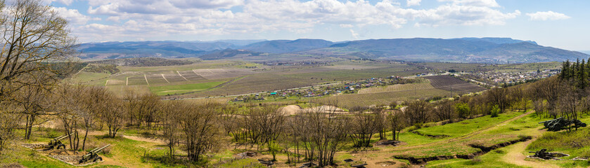 Fototapeta na wymiar View of the mountains of Crimea