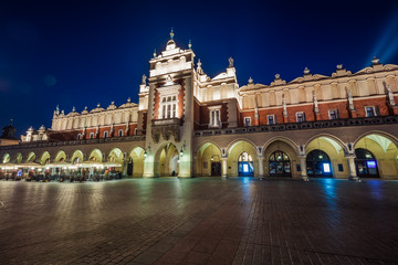 Fototapeta premium Krakow Cloth Hall at night , Poland