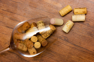 wine cork wine glass on wooden background