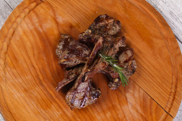 Grilled lamb with rosemary